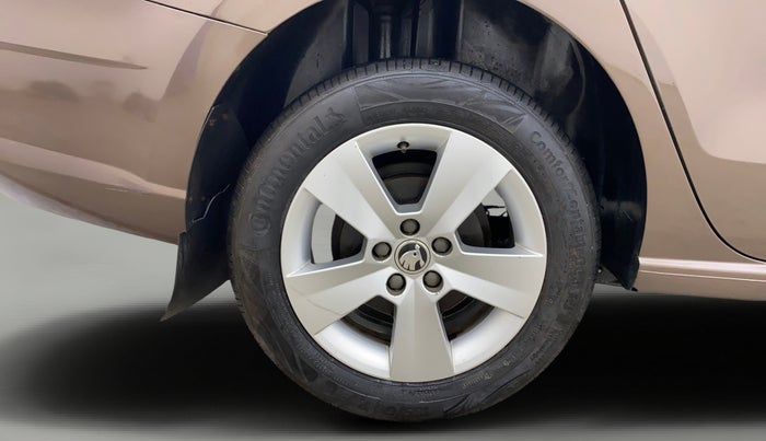 2020 Skoda Rapid AMBITION AT TSI, Petrol, Automatic, 65,460 km, Right Rear Wheel