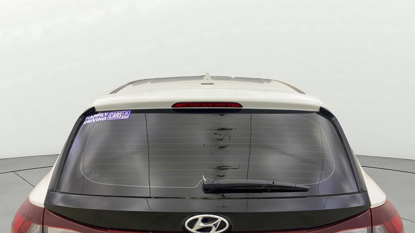 2022 Hyundai NEW I20 ASTA (O) 1.5 CRDI MT, Diesel, Manual, 32,962 km, Rear Windshield