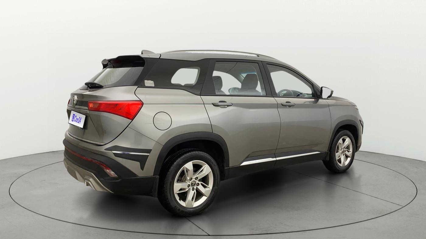 2022 MG HECTOR SHINE 1.5 PETROL TURBO MT, Petrol, Manual, 3,910 km, Right Back Diagonal