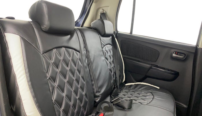 2014 Maruti Wagon R Stingray VXI, CNG, Manual, 1,31,583 km, Right Side Rear Door Cabin