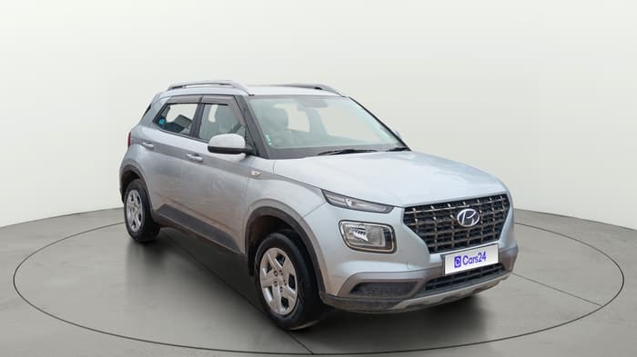 2022 Hyundai VENUE S 1.2, Petrol, Manual, 31,704 km, Right Front Diagonal