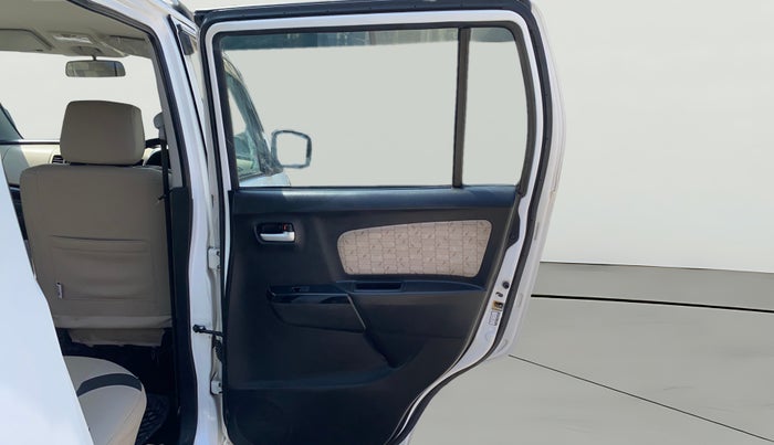 2017 Maruti Wagon R 1.0 VXI, Petrol, Manual, 27,223 km, RHS Rear Door