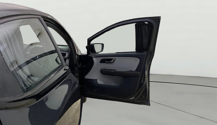 2020 Tata ALTROZ XZ PETROL, Petrol, Manual, 19,004 km, RHS Front Door