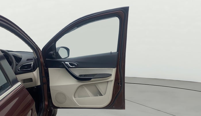 2022 Tata TIGOR XZ PLUS CNG, CNG, Manual, 84,605 km, RHS Front Door