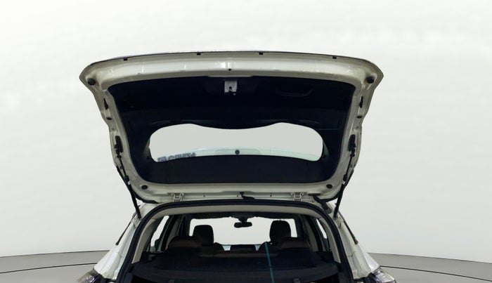 2019 Tata Harrier XZ 2.0L, Diesel, Manual, 77,632 km, Boot Door Open