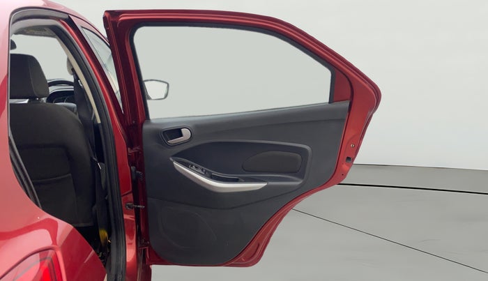 2016 Ford New Figo TITANIUM 1.2 PETROL MT, Petrol, Manual, 24,042 km, RHS Rear Door