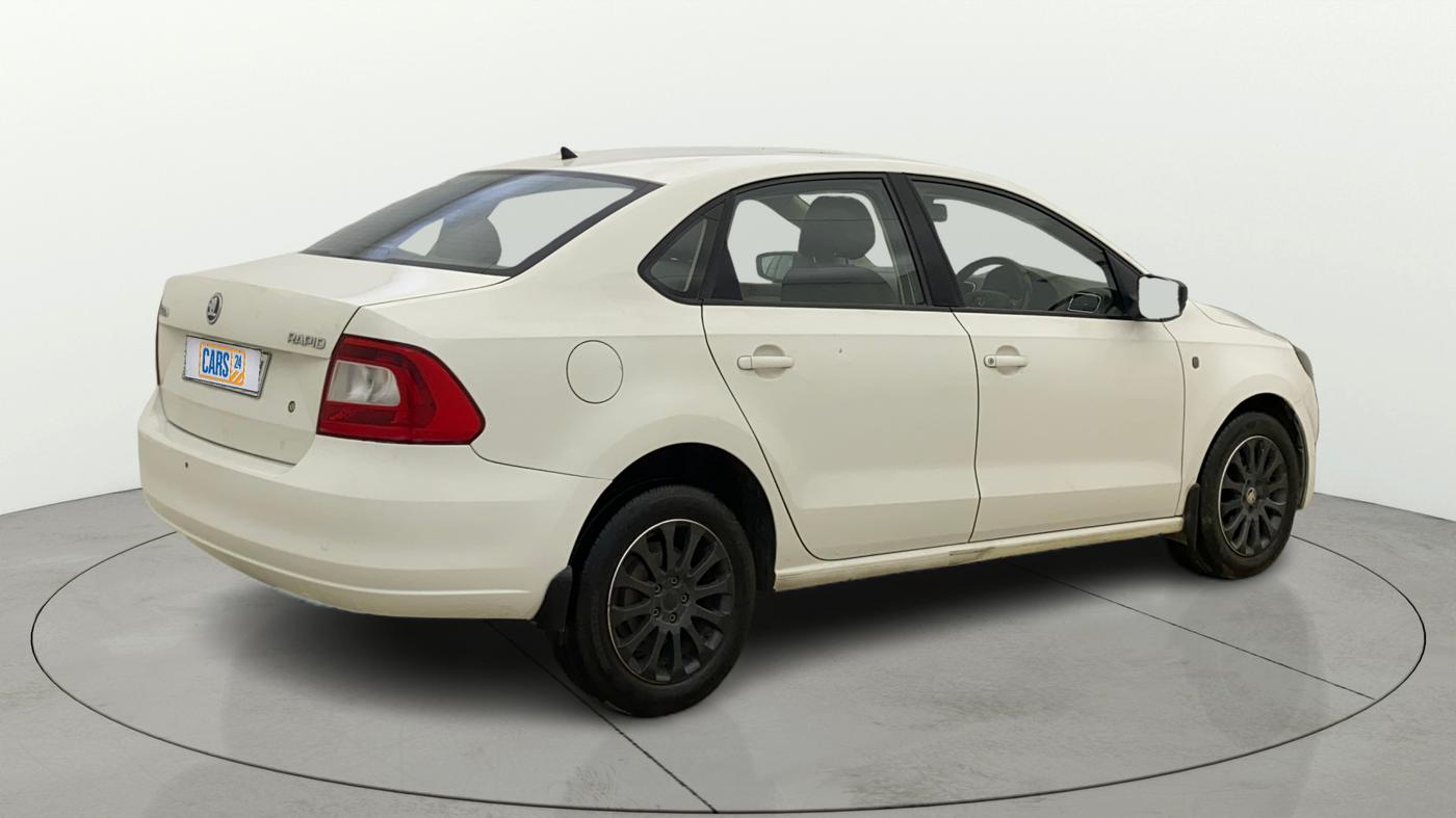 2014 Skoda Rapid 1.5 TDI CR ELEGANCE PLUS AT, Diesel, Automatic, 81,573 km, Right Back Diagonal