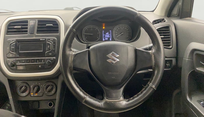 2016 Maruti Vitara Brezza VDI (O), Diesel, Manual, 97,573 km, Steering Wheel Close Up