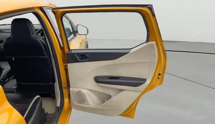 2019 Renault TRIBER RXT, Petrol, Manual, 84,291 km, RHS Rear Door