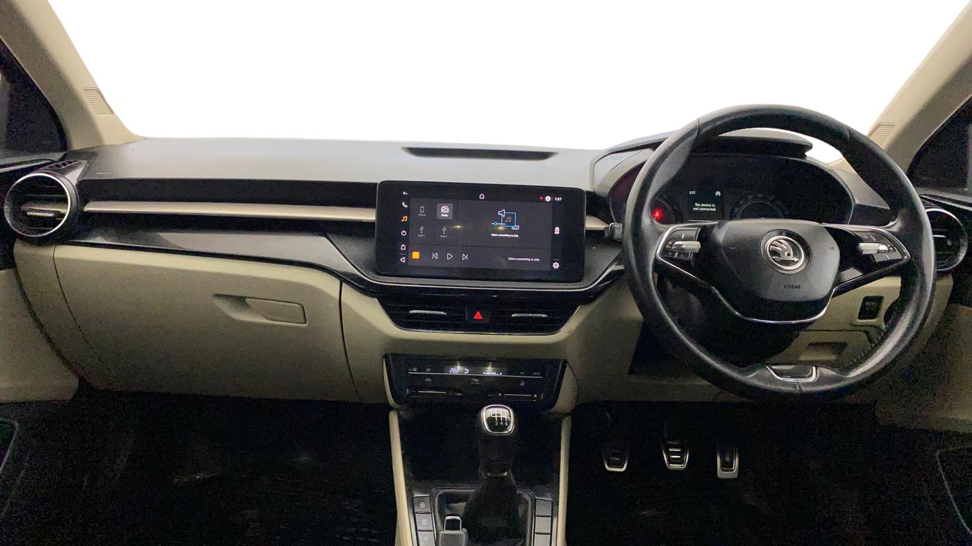 2022 Skoda SLAVIA AMBITION 1.0L TSI MT, Petrol, Manual, 39,109 km, Dashboard
