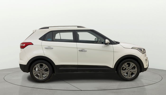 2017 Hyundai Creta SX PLUS AT 1.6 PETROL, CNG, Automatic, 1,17,634 km, Right Side View