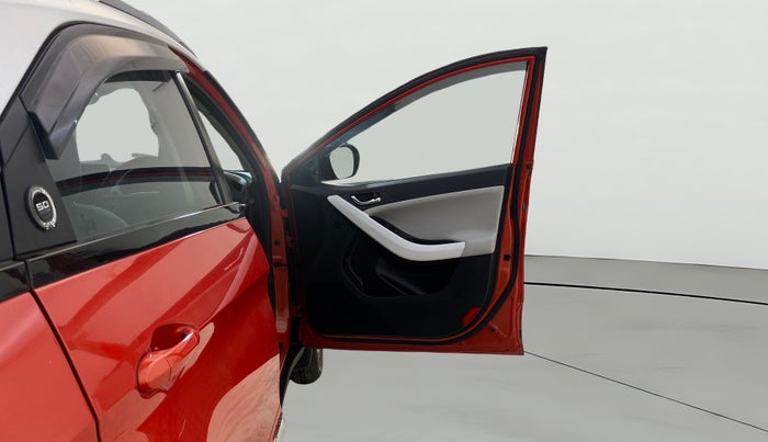 2024 Tata NEXON CREATIVE PLUS 1.2 REVOTRON 6 AMT DT, Petrol, Automatic, 4,273 km, RHS Front Door