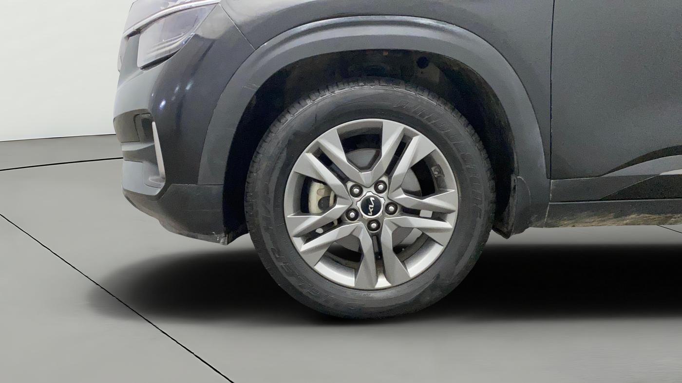 2021 KIA SELTOS HTX 1.5 PETROL, Petrol, Manual, 1,09,542 km, Left Front Wheel