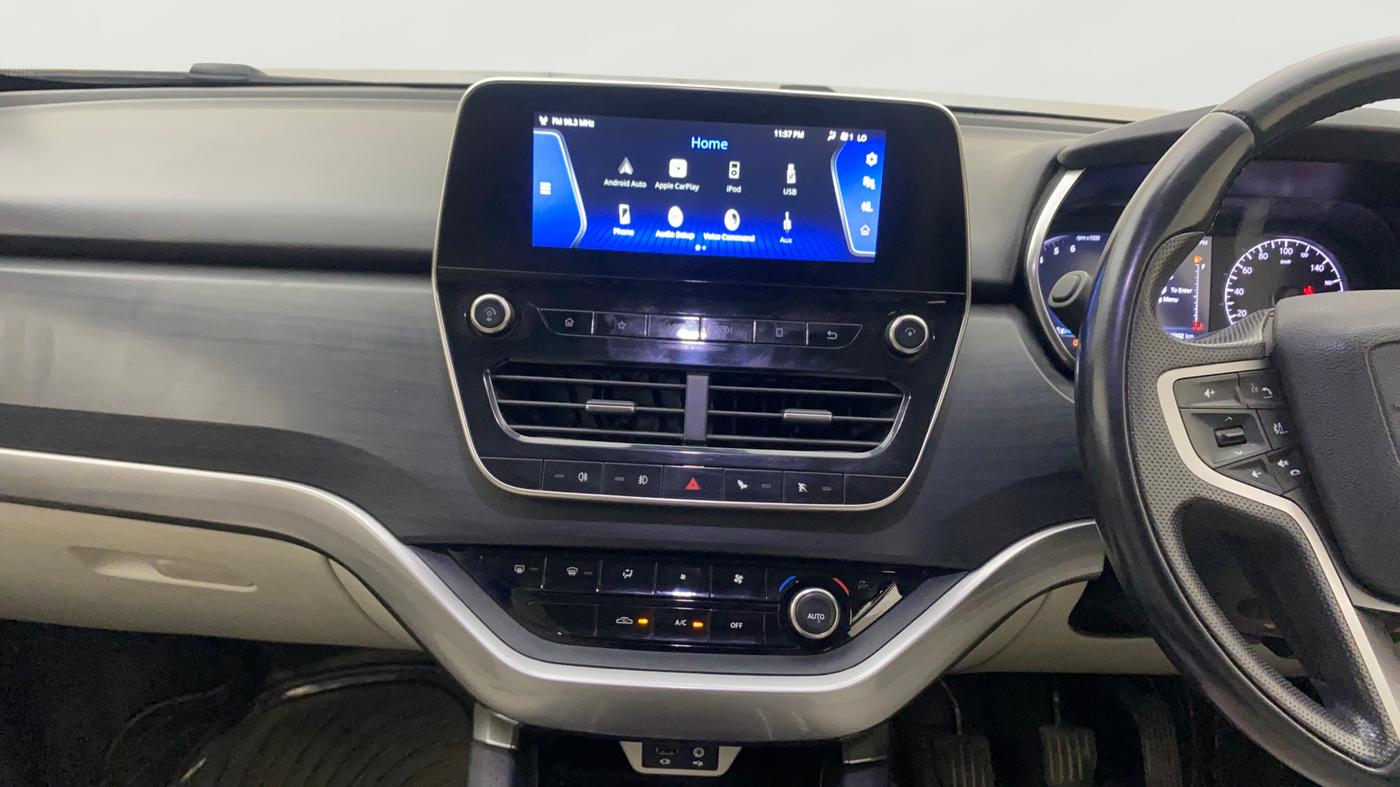 2021 Tata Safari XZ PLUS, Diesel, Manual, 1,20,494 km, Air Conditioner