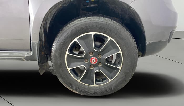 2018 Renault Duster RXS CVT, Petrol, Automatic, 1,19,928 km, Right Front Wheel
