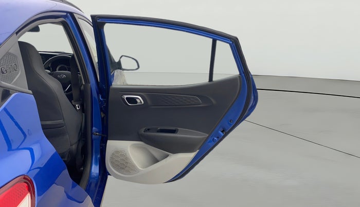 2019 Hyundai GRAND I10 NIOS SPORTZ AMT 1.2 KAPPA VTVT, Petrol, Automatic, 29,558 km, RHS Rear Door