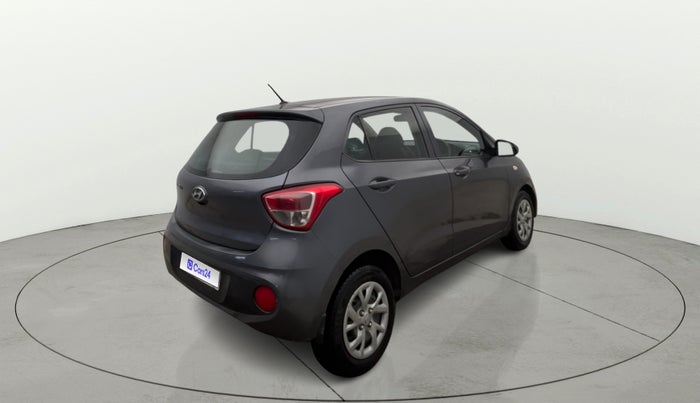 2017 Hyundai Grand i10 MAGNA 1.2 KAPPA VTVT, Petrol, Manual, 58,794 km, Right Back Diagonal