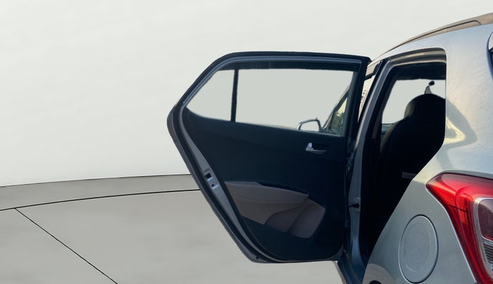 2018 Hyundai Grand i10 SPORTZ 1.2 KAPPA VTVT, CNG, Manual, 92,318 km, LHS Rear Door