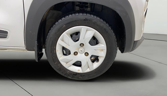 2022 Renault Kwid RXT 1.0 (O), Petrol, Manual, 33,622 km, Right Front Wheel