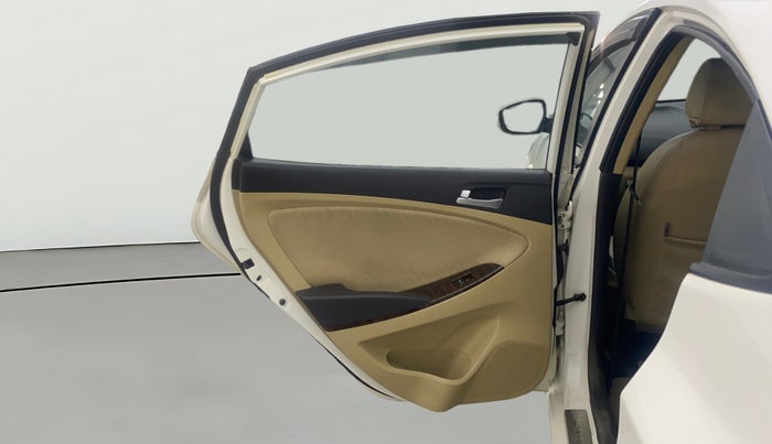 2015 Hyundai Verna FLUIDIC 4S 1.6 VTVT S, Petrol, Manual, 70,903 km, LHS Rear Door