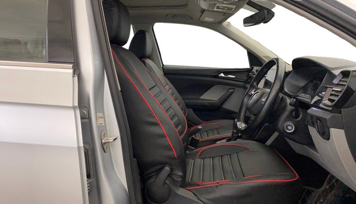 2021 Skoda KUSHAQ STYLE 1.0L TSI AT, Petrol, Automatic, 95,540 km, Right Side Front Door Cabin