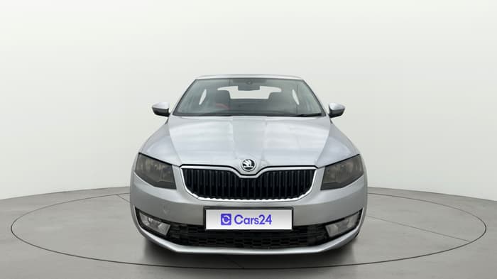 2015 Skoda Octavia AMBITION 1.4 TSI, Petrol, Manual, 1,47,263 km, Front