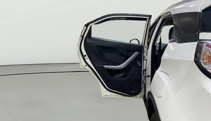 2022 Tata NEXON XM DIESEL, Diesel, Manual, 92,447 km, LHS Rear Door