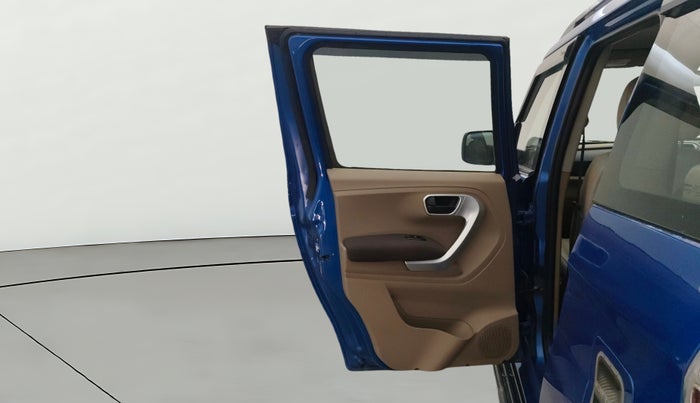 2016 Mahindra TUV300 T8, Diesel, Manual, 66,861 km, LHS Rear Door