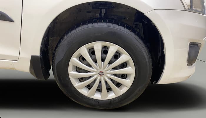 2014 Maruti Swift Dzire VXI, CNG, Manual, 78,719 km, Right Front Wheel