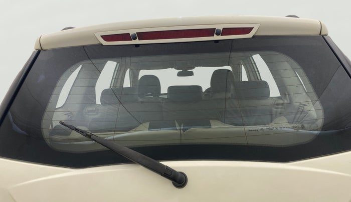 2017 Mahindra XUV500 W6 AT 1.99, Diesel, Automatic, 64,287 km, Rear Windshield