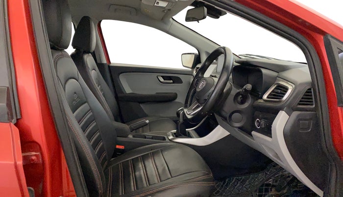 2020 Tata ALTROZ XZ PETROL, CNG, Manual, 46,042 km, Right Side Front Door Cabin