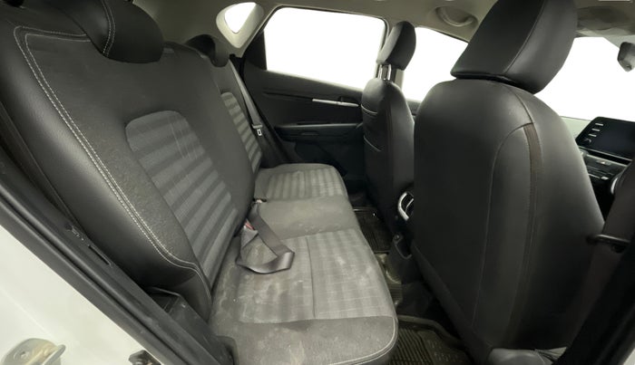 2020 KIA SONET HTK PLUS 1.2, Petrol, Manual, 75,101 km, Right Side Rear Door Cabin