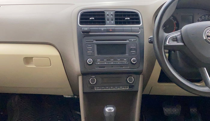 2016 Skoda Rapid 1.6 MPI STYLE PLUS AT, Petrol, Automatic, 87,383 km, Air Conditioner