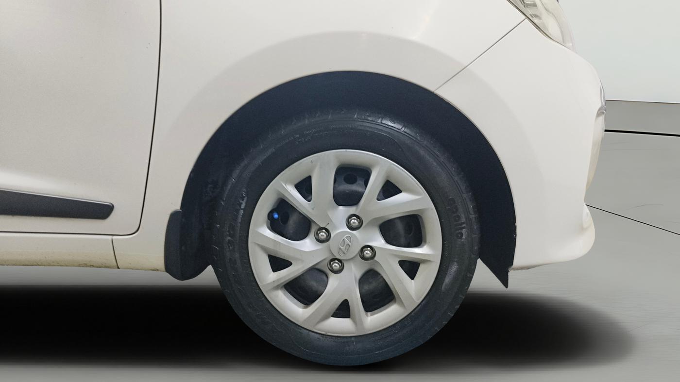 2018 Hyundai Grand i10 MAGNA 1.2 KAPPA VTVT, Petrol, Manual, 40,007 km, Right Front Wheel