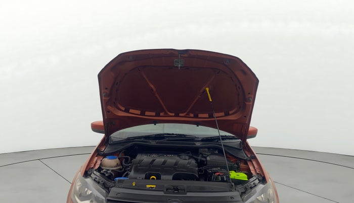 2015 Volkswagen Polo HIGHLINE1.5L, Diesel, Manual, 82,713 km, Open Bonet