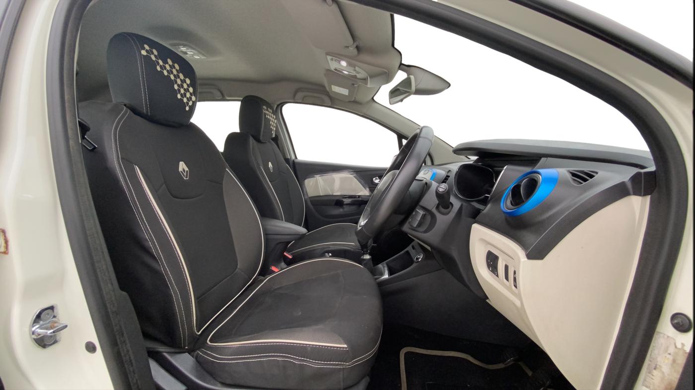 2018 Renault Captur RXT PETROL, Petrol, Manual, 52,897 km, Right Side Front Door Cabin