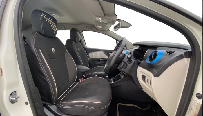 2018 Renault Captur RXT PETROL, Petrol, Manual, 52,702 km, Right Side Front Door Cabin