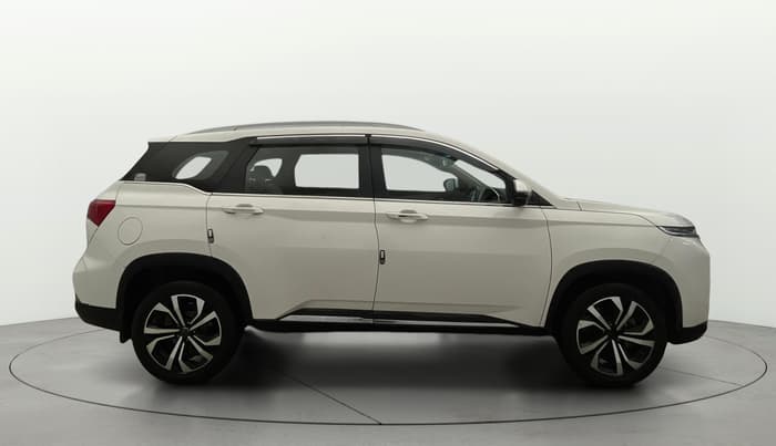 2024 MG HECTOR SHARP PRO 1.5 TURBO MT PETROL, Petrol, Manual, 12,845 km, Right Side View