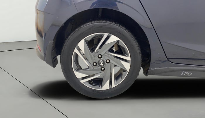 2022 Hyundai NEW I20 ASTA (O) 1.2 AT, Petrol, Automatic, 46,546 km, Right Rear Wheel