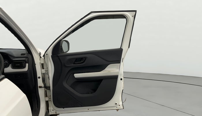 2022 Tata PUNCH PURE MT, Petrol, Manual, 11,555 km, RHS Front Door