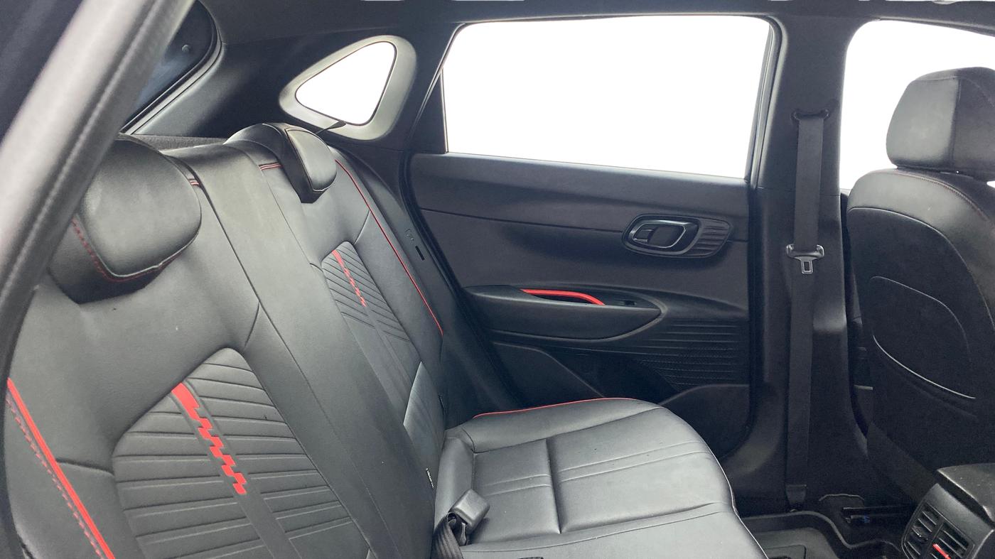 2022 Hyundai NEW I20 N LINE N6 1.0 TURBO GDI IMT, Petrol, Manual, 20,086 km, Right Side Rear Door Cabin