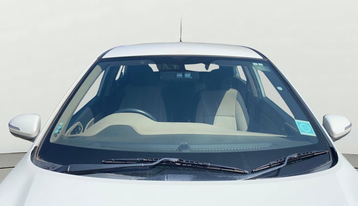 2015 Hyundai Elite i20 ASTA 1.2, Petrol, Manual, 27,730 km, Front Windshield