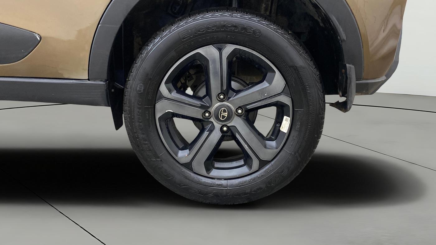2022 Tata NEXON XZA PLUS (PREMIUM) PETROL JET, Petrol, Automatic, 19,836 km, Left Rear Wheel