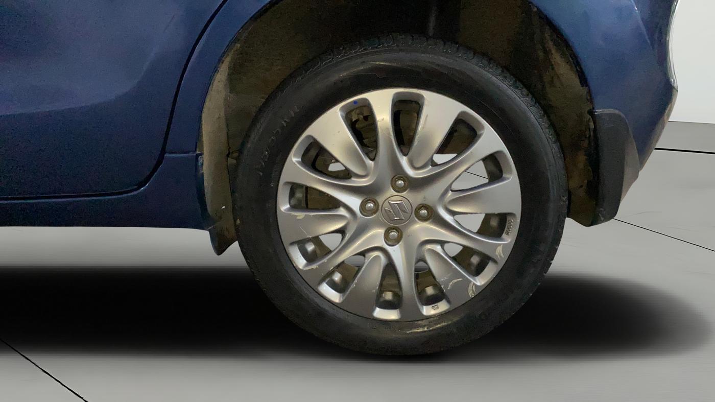 2017 Maruti Baleno ALPHA PETROL 1.2, Petrol, Manual, 87,800 km, Left Rear Wheel