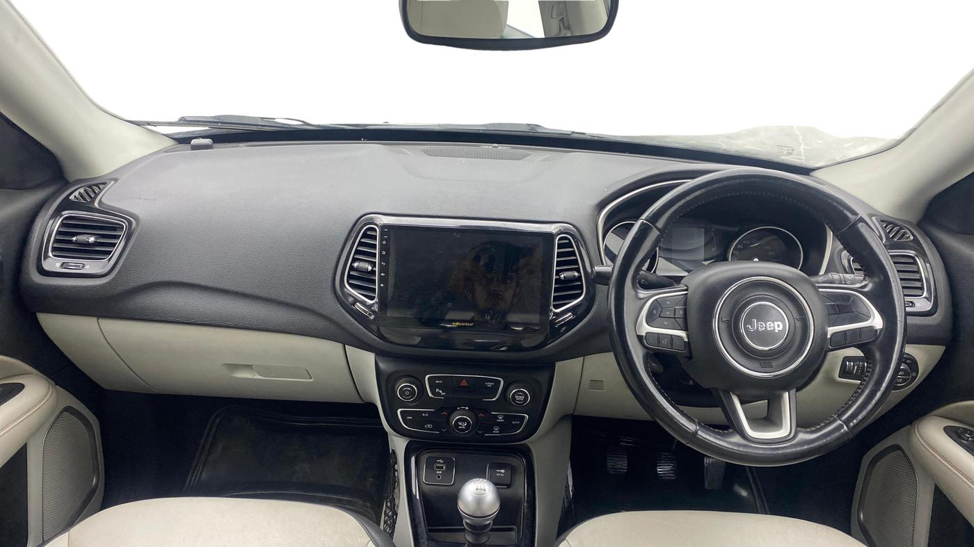 2018 Jeep Compass LIMITED (O) 2.0 DIESEL, Diesel, Manual, 1,22,447 km, Dashboard