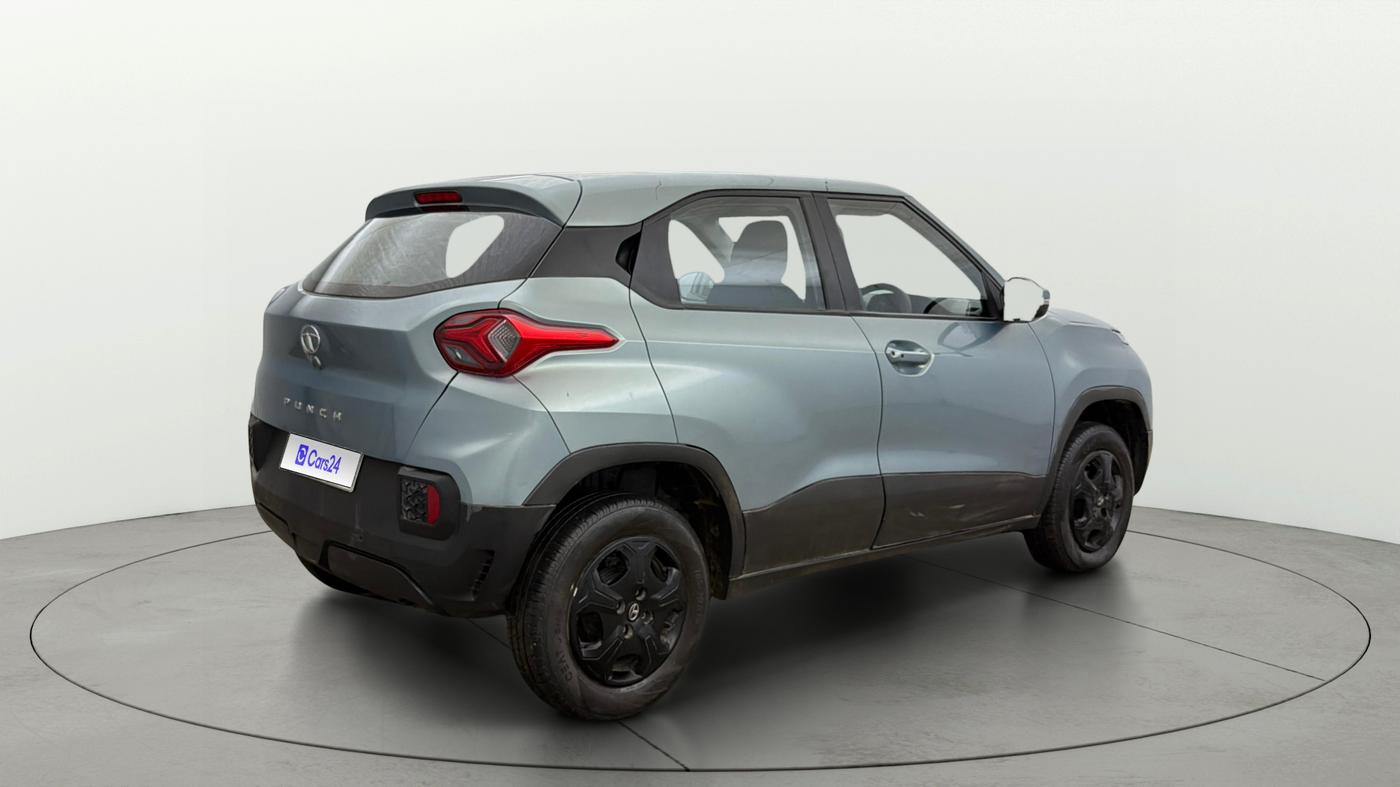 2021 Tata PUNCH ACCOMPLISHED MT, Petrol, Manual, 31,700 km, Right Back Diagonal