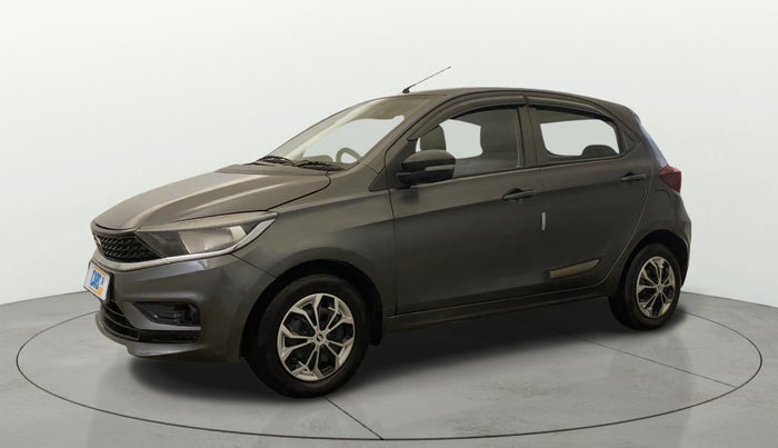 2023 Tata Tiago XT (O) PETROL, Petrol, Manual, 33,548 km, Left Front Diagonal