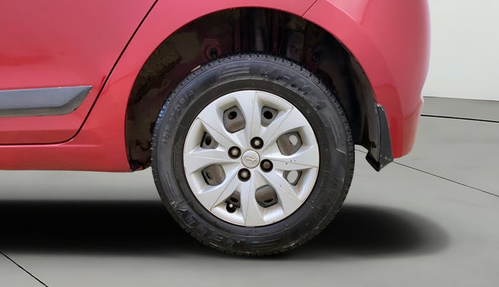 2015 Hyundai Elite i20 SPORTZ 1.4 CRDI, Diesel, Manual, 1,01,108 km, Left Rear Wheel