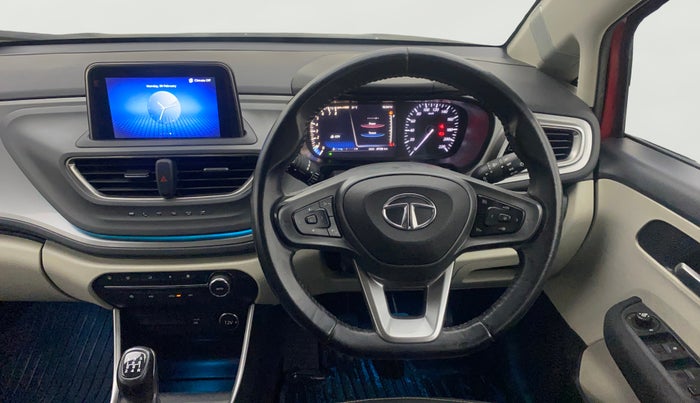 2022 Tata ALTROZ XZ PLUS PETROL, Petrol, Manual, 47,194 km, Steering Wheel Close Up