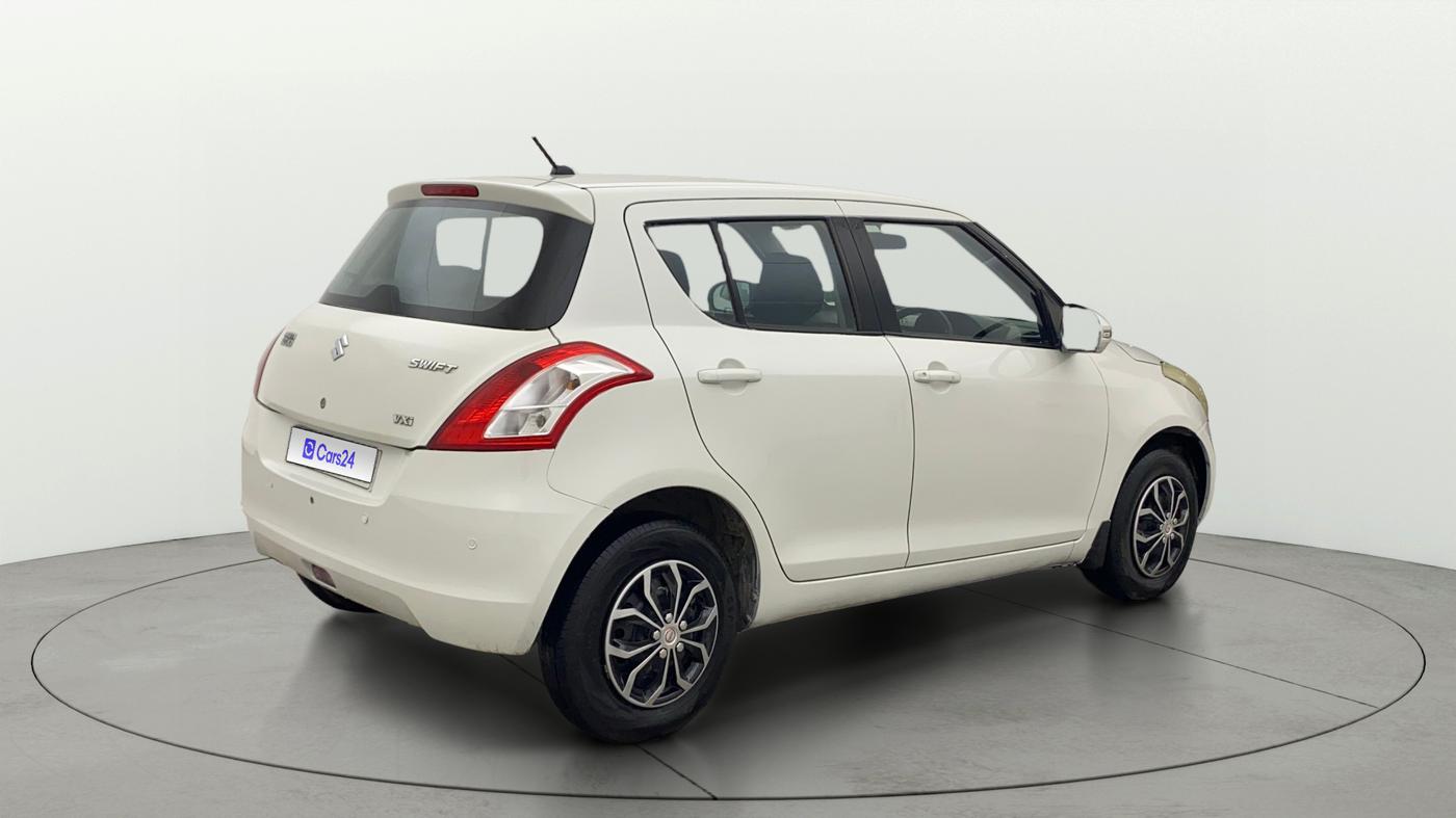 2015 Maruti Swift VXI, Petrol, Manual, 46,984 km, Right Back Diagonal